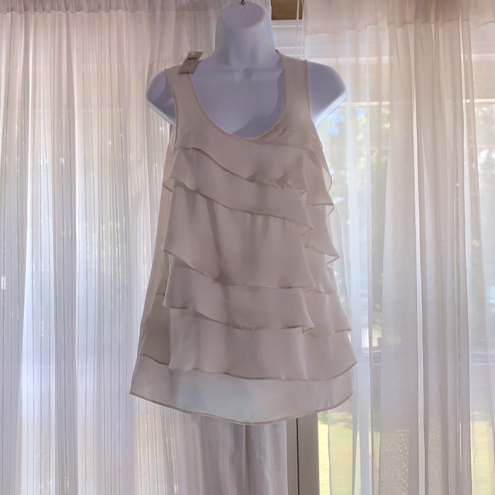 NWT Ann Taylor Sleeveless Ruffled Front Top Size4